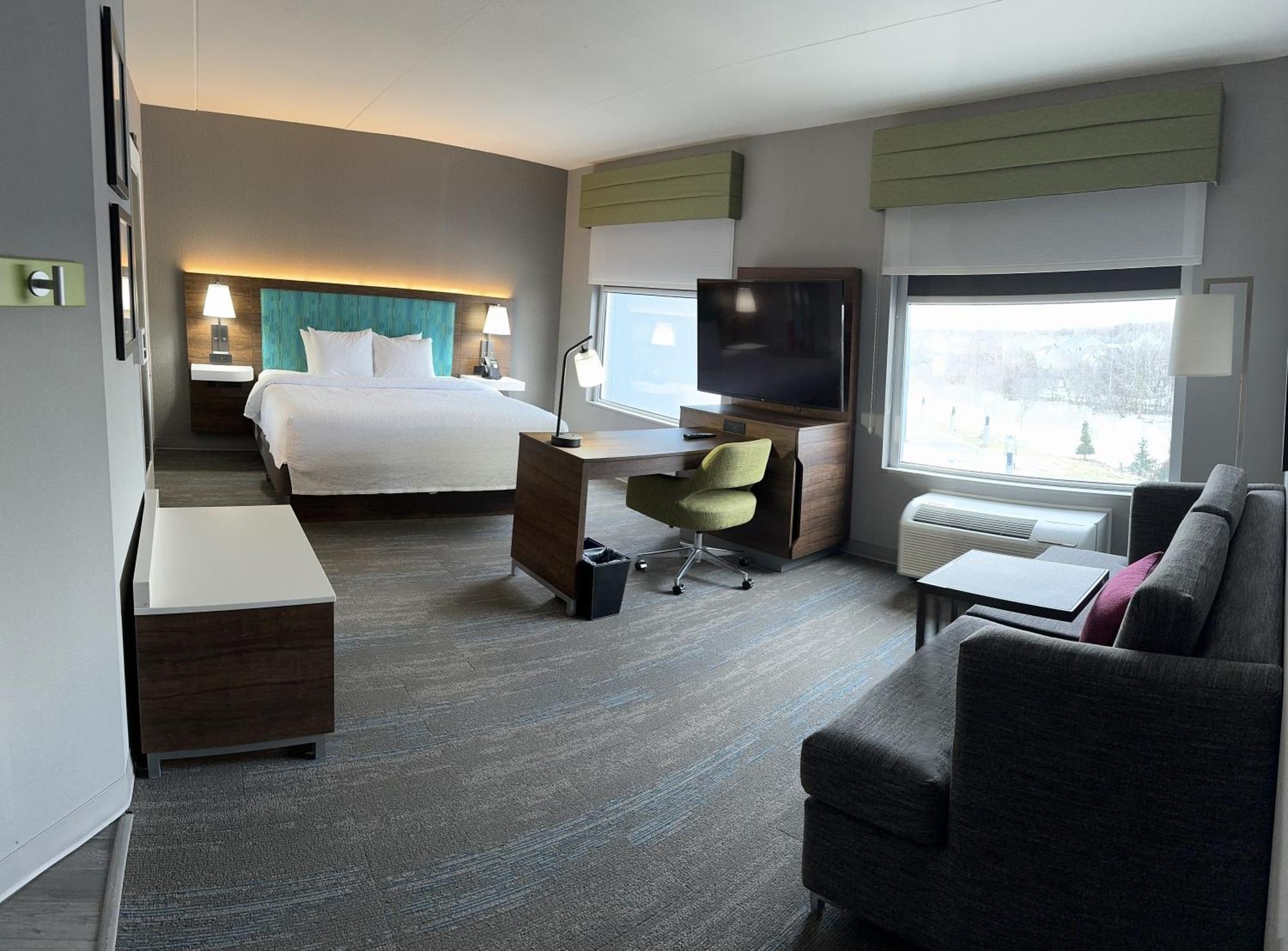 Hampton Inn By Hilton Кингстън Екстериор снимка
